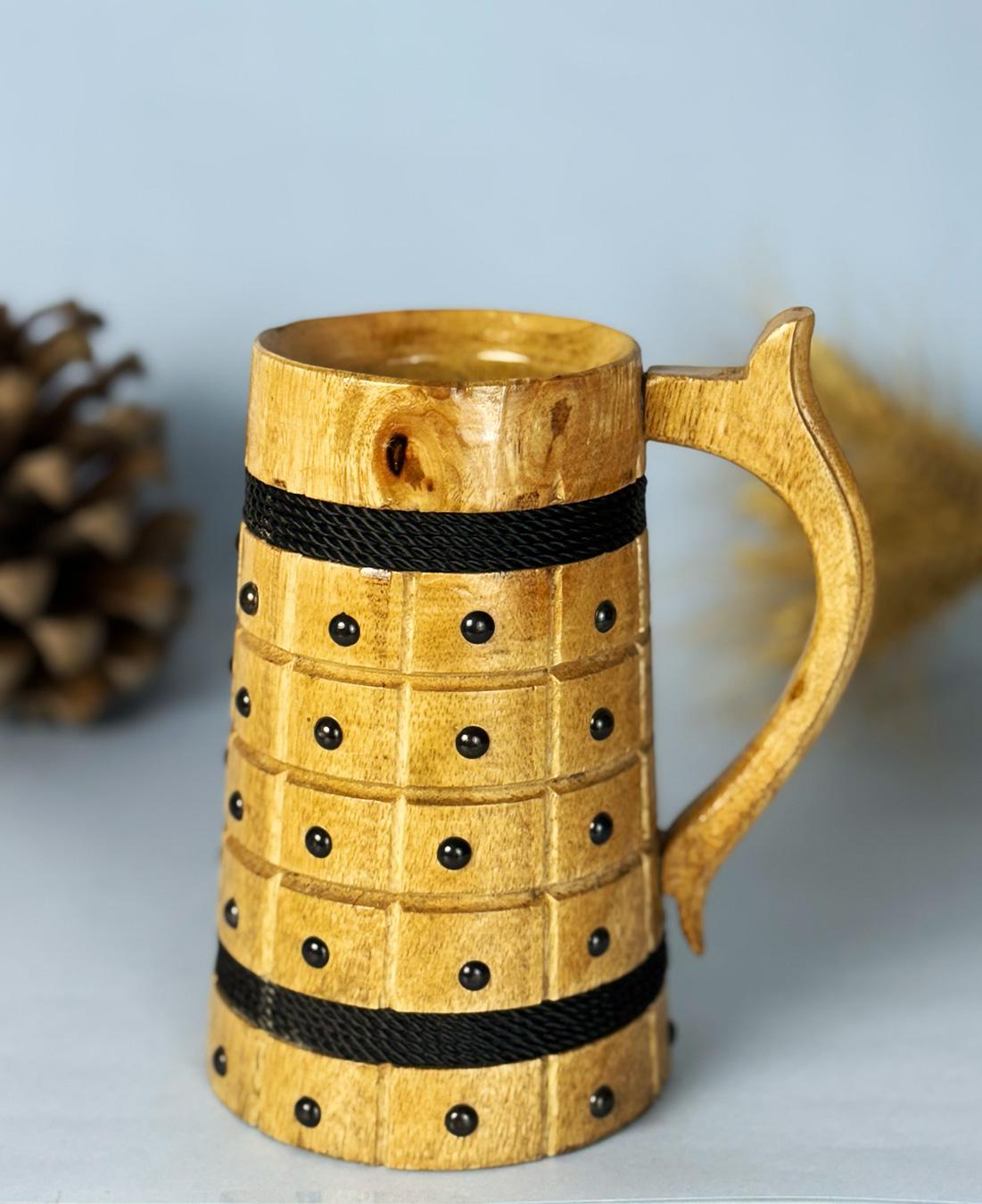 this is the beautiful and best handcrafted wooden beer mug for beer lovers and home decor lovers made of eco friendly mango wood and packed in eco friendly plastic free packaging. Buy the best handcrafted wooden beer mug on agrrro.com.