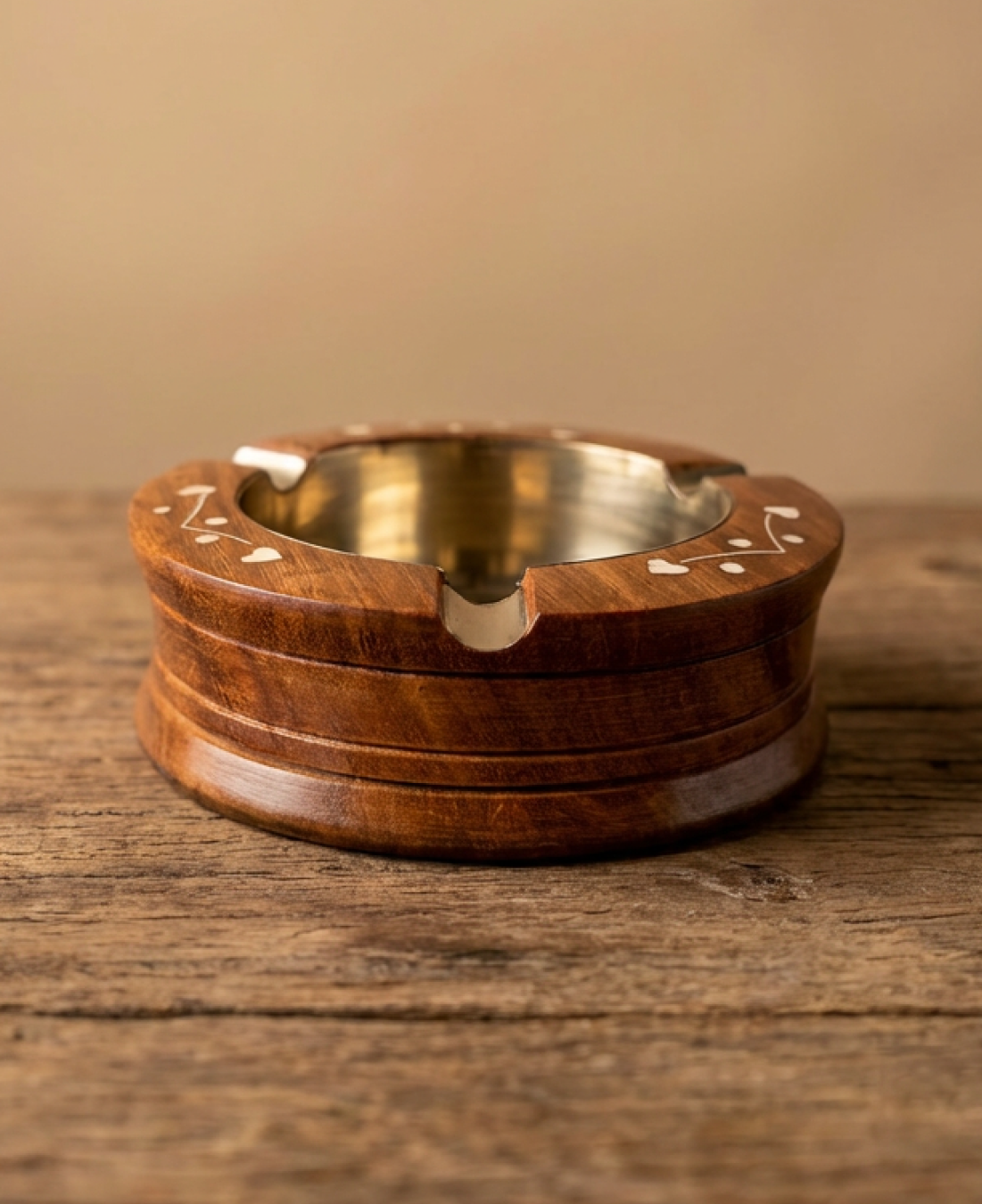 Handcrafted wooden ashtray with brass lining and inlay design