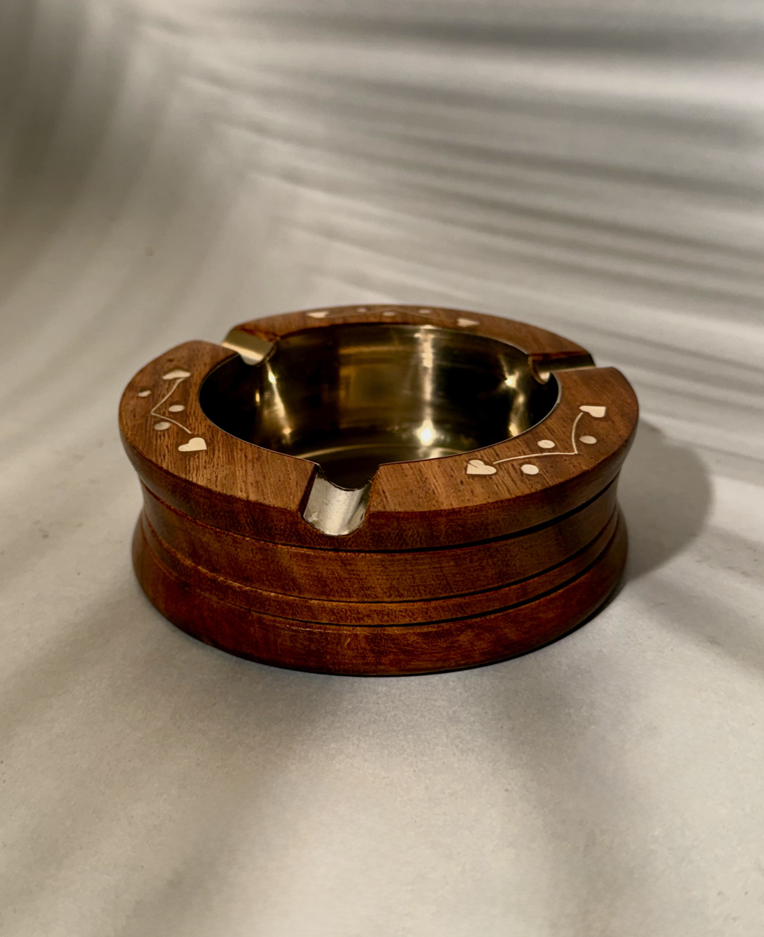Handcrafted wooden ashtray with brass lining and inlay design